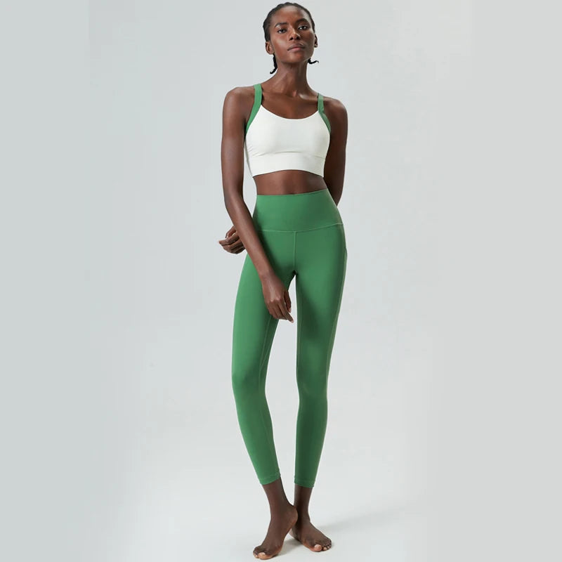 Komplet odzieży sportowej Cetus-lorana.pl